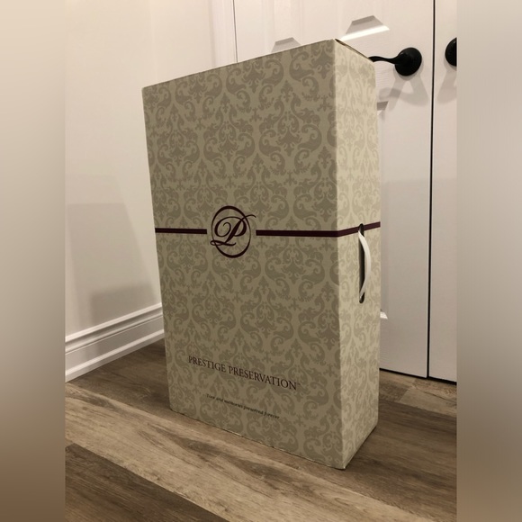 Pronovias Wedding Dress (US 4) - Picture 10 of 11